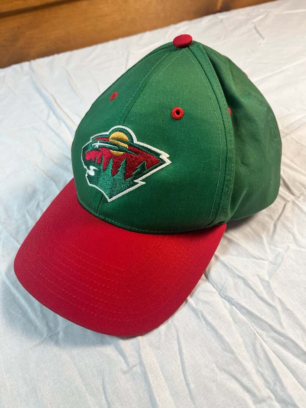 Vintage Minnesota Wild NHL Authentic Snapback Hat by Twins Enterprise
